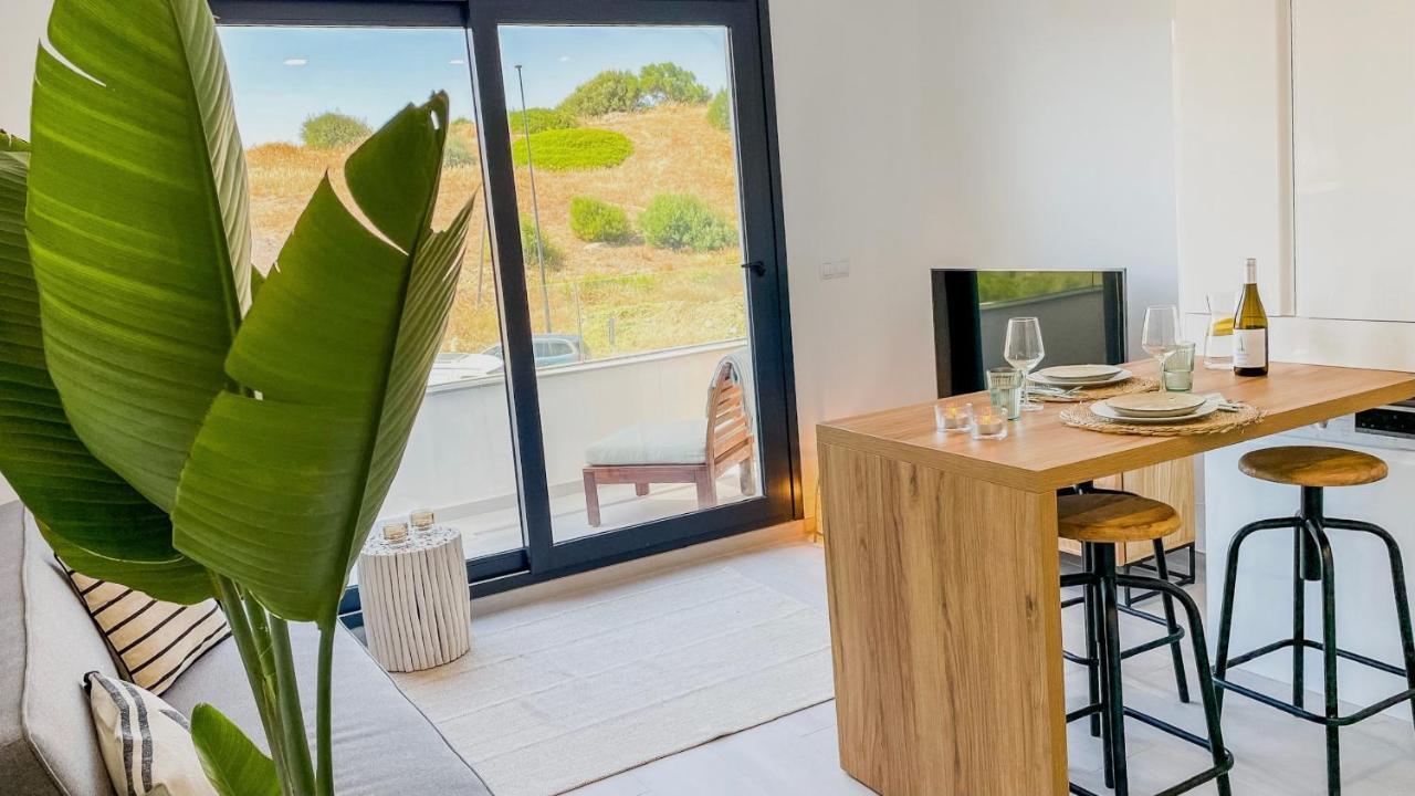 Cozy, Well Located And Balcony Sheltered From Wind Appartement *